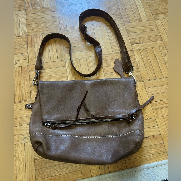 Roots Handbags - Roots leather cross body bag